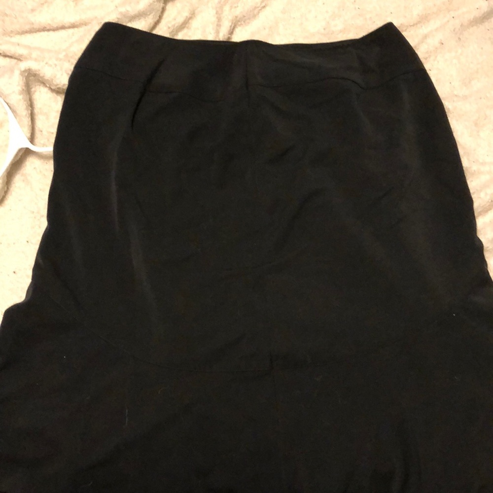 Black skirt